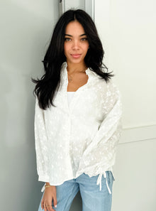  Daisy Lace Top